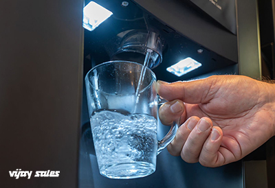 What Are the Benefits of a Water Dispenser