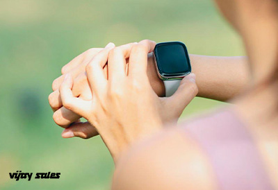 How To Properly Wear a Smartwatch