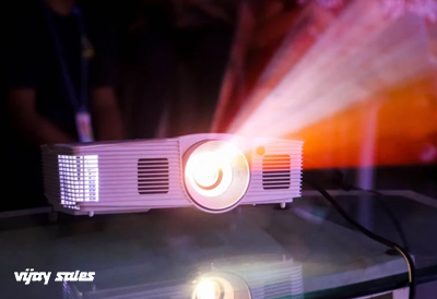 How to Connect a Laptop to a Projector? 