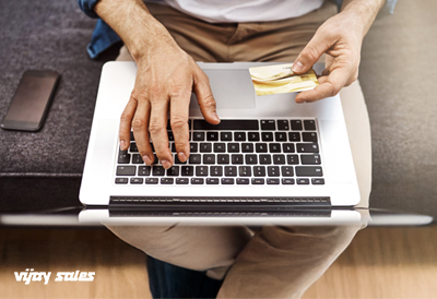 Hacks To Save Money While Buying Your New Laptop